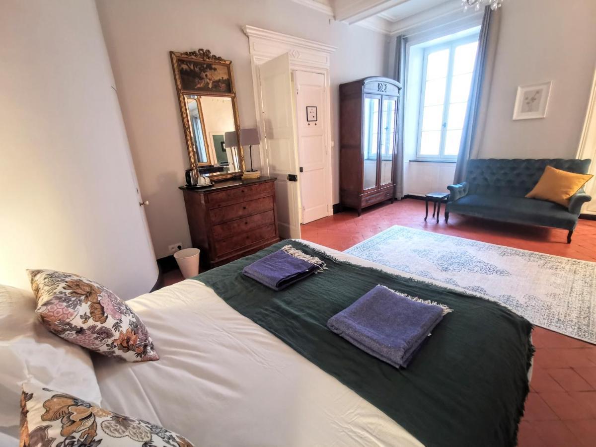 Maison De L'Aguze Saint-Pons-de-Thomieres Bagian luar foto